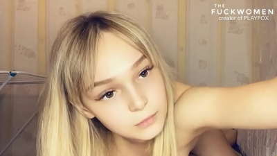 Ненасытная школьница делает сокрушительный пульсирующий оральный кремпай однокласснику