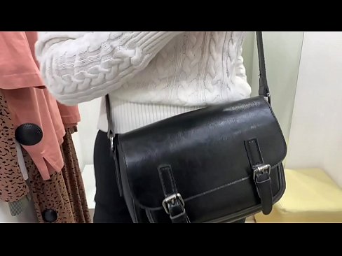 ❤️ Публичная мастурбация молоденькой сучки ФералБерри с дилдо в примерочной ❤️❌ Жесткое порно на нашем сайте ☑